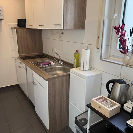 Apartment Fuer 3 Mit Kueche, Internet, Parkplatz & Smart Tv Dortmund