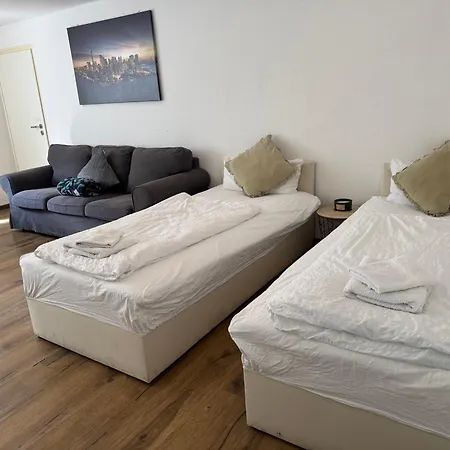 Fuer 3, 2 Boxspringbetten, Internet & Parkplatz アパート ドルトムント