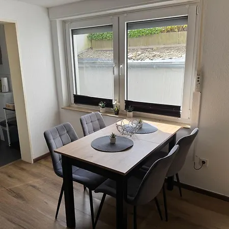 Fuer 3, 2 Boxspringbetten, Internet & Parkplatz