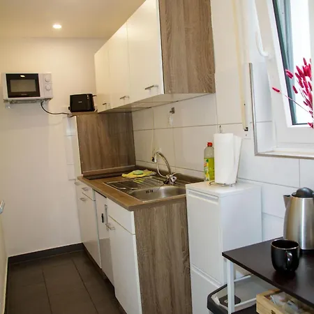 Fuer 3, 2 Boxspringbetten, Internet & Parkplatz *